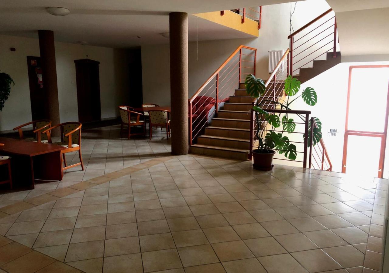 Hotel Imperial Gyogyszallo Es Gyogyfurdo كيسكوروس المظهر الخارجي الصورة