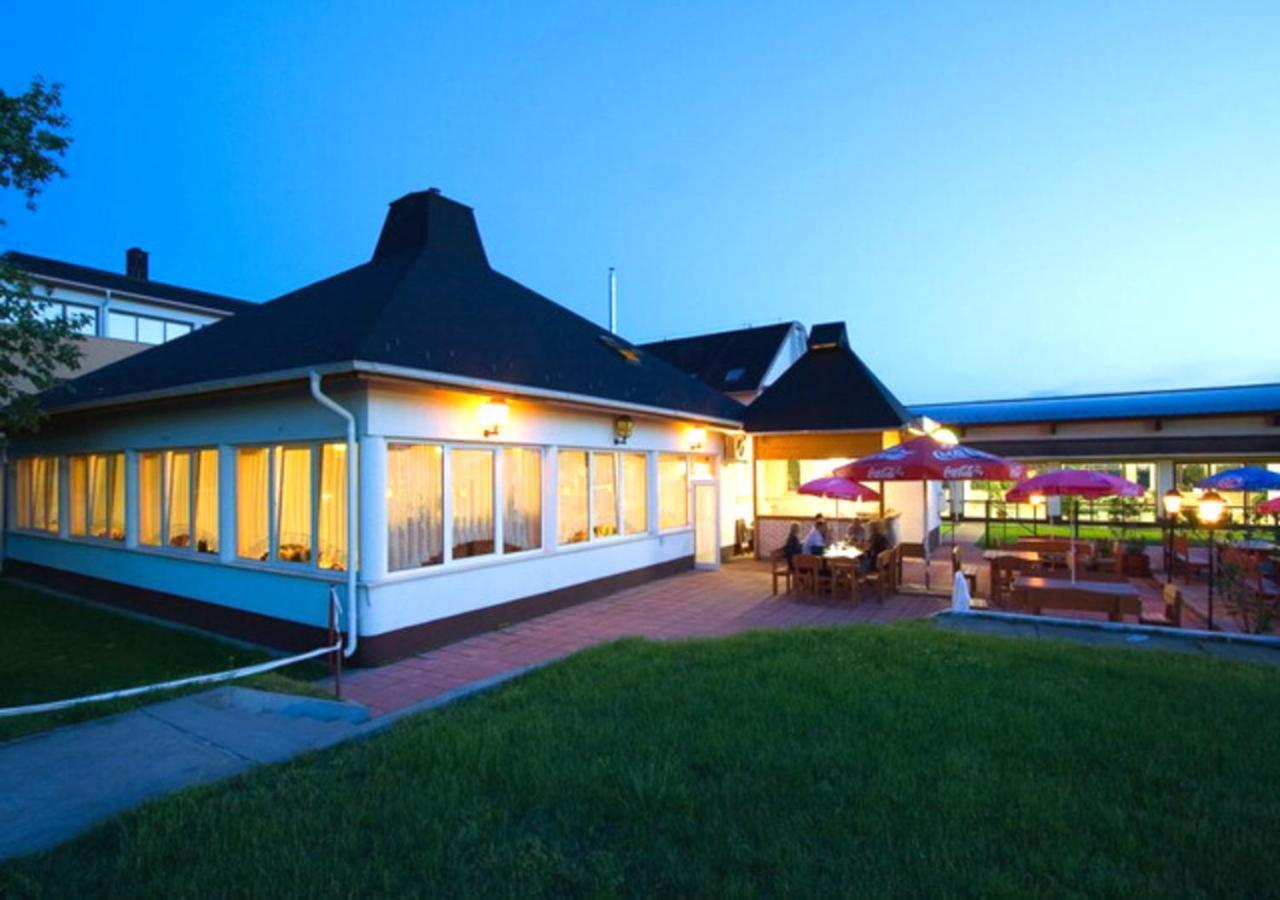Hotel Imperial Gyogyszallo Es Gyogyfurdo كيسكوروس المظهر الخارجي الصورة