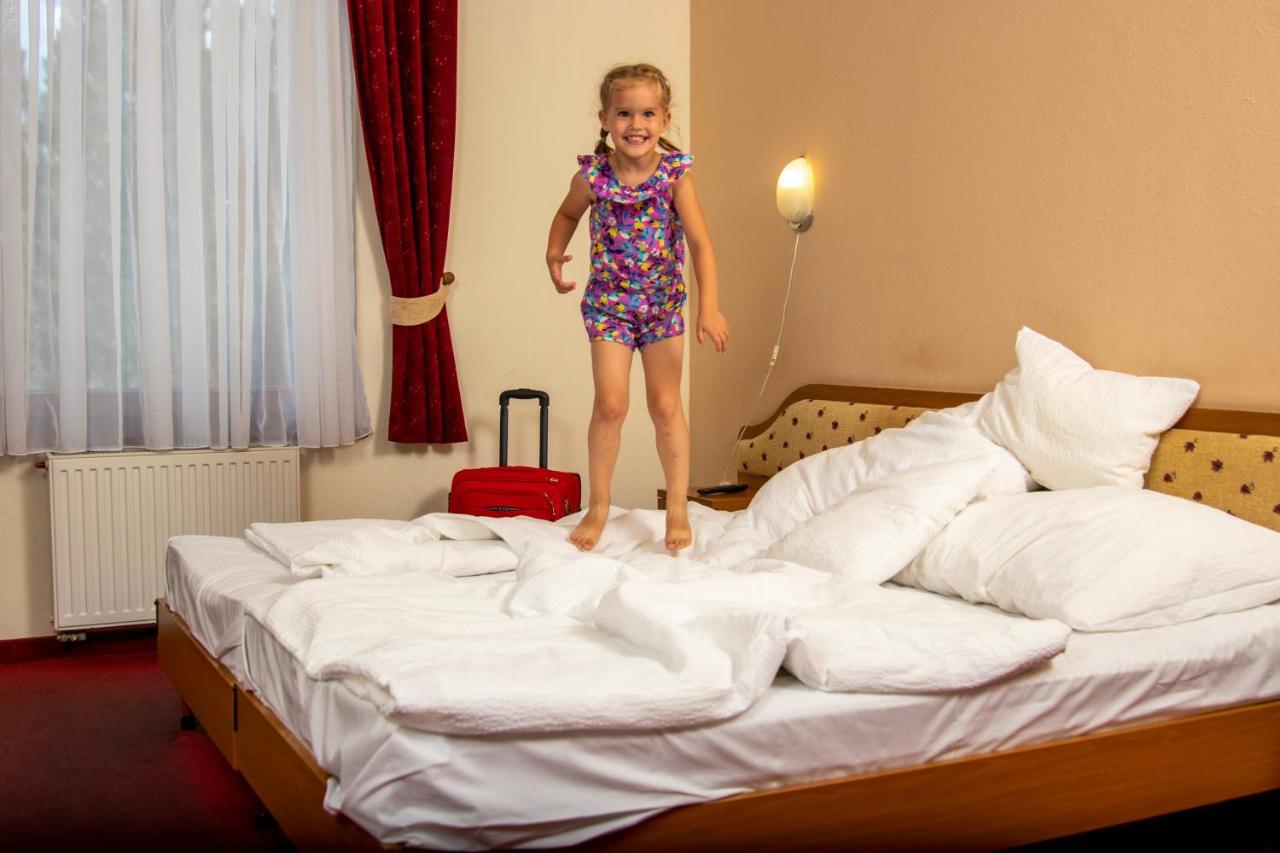 Hotel Imperial Gyogyszallo Es Gyogyfurdo كيسكوروس المظهر الخارجي الصورة