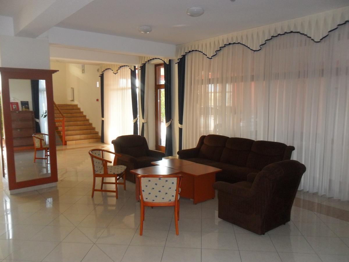 Hotel Imperial Gyogyszallo Es Gyogyfurdo كيسكوروس المظهر الخارجي الصورة
